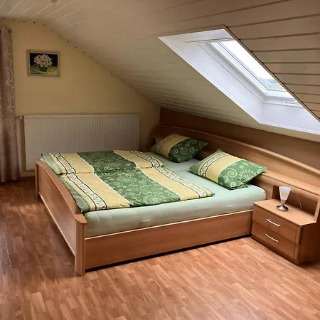 Haus Elfriede Apartmán Neukirchen beim Heiligen Blut